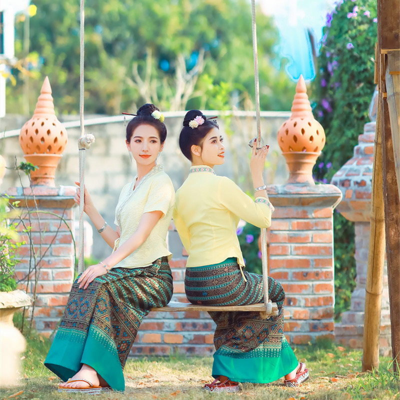 Thai Silk Blouse - 라이트 옐로우 태국 전통 다이 코스튬