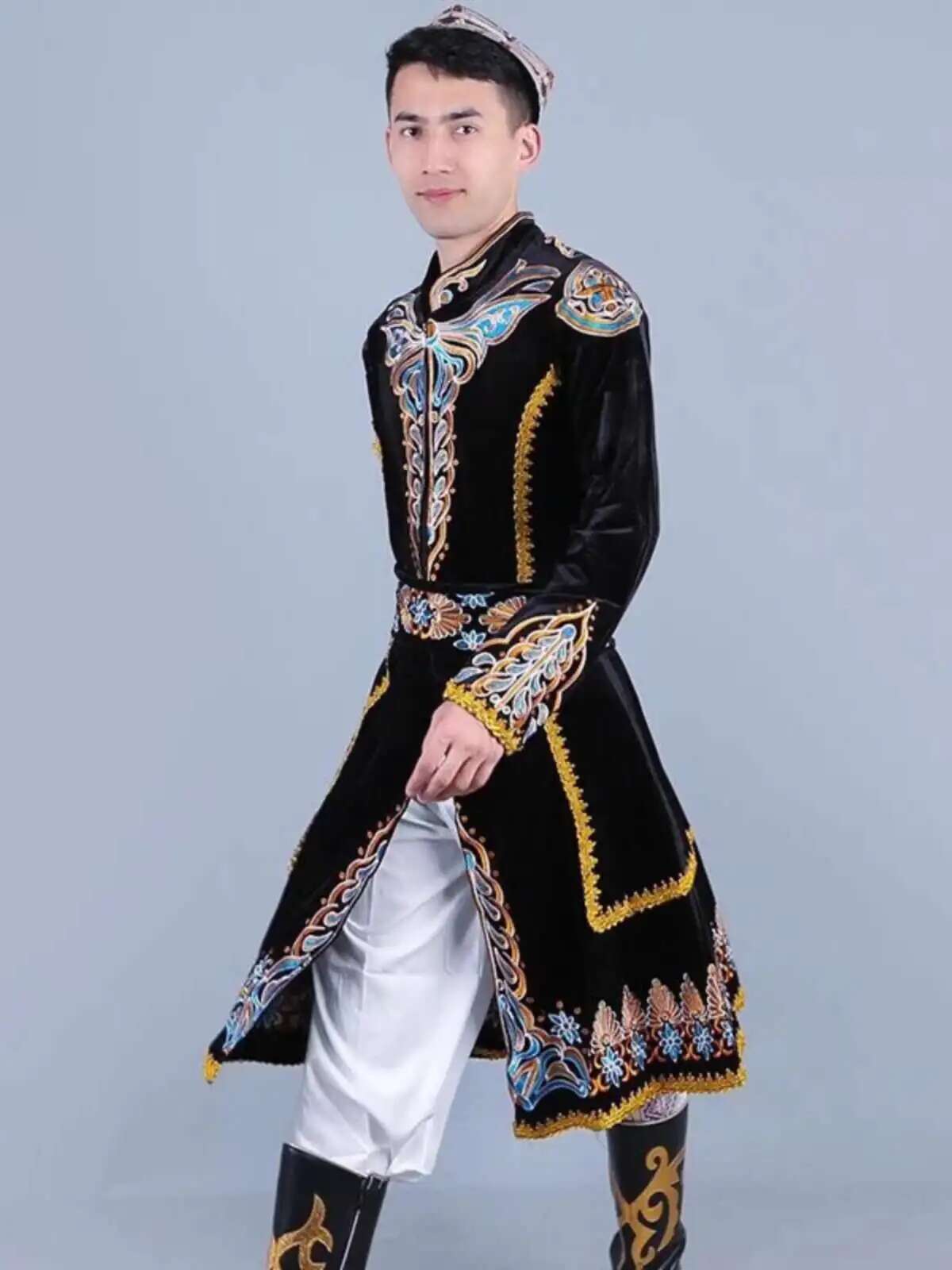 새로운 신장 댄스 의류 우이족 남성 의류 잘 생긴 코트 - Ethnic Clothing & Online Fashion Store Khaadi Pk 리뷰 및 가격